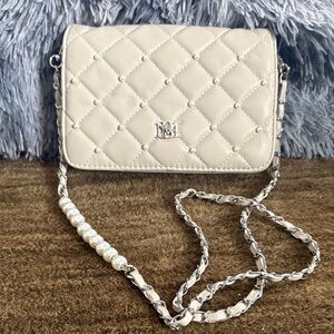 Elegant Cream Quilted Crossbody Bag